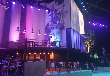 DSC_1068.JPG, Bestsellery Empiku 2018
